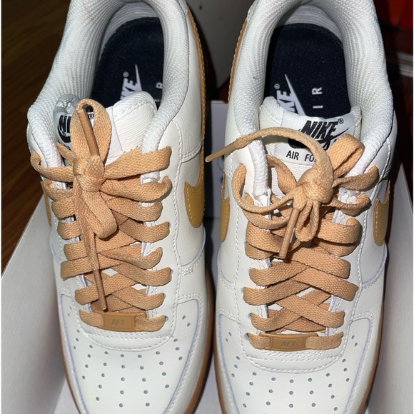 Airforce1 Nike - Picture 3 of 5